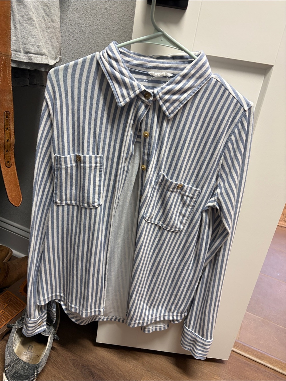 Blu Pepper Blue & White Striped Button-Down Shirt